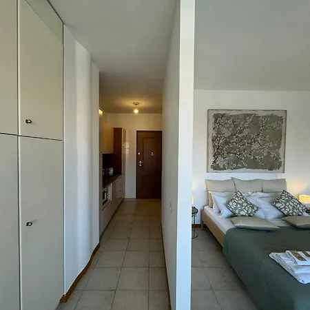 Warm Near Porta Maggiore Apartment *